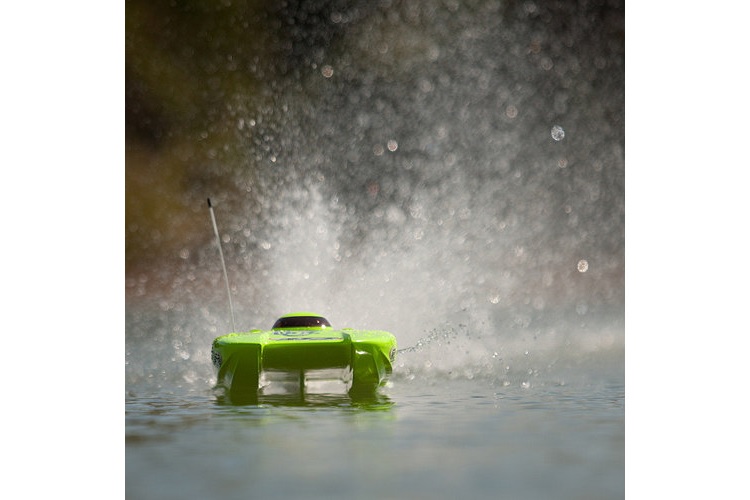 ProBoat Brushless Miss Geico 29 V2